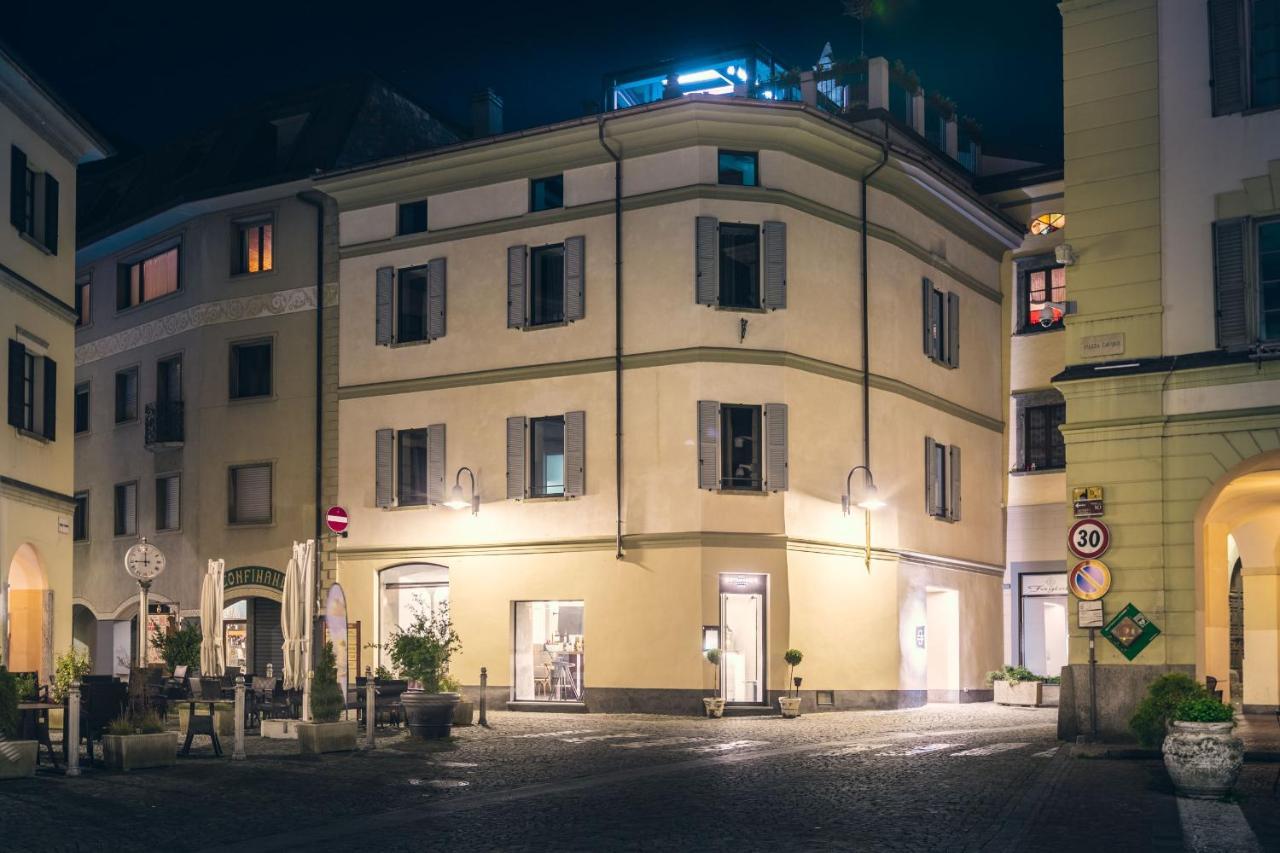 Domus Cavour Rooms&Suites Tirano Exterior foto