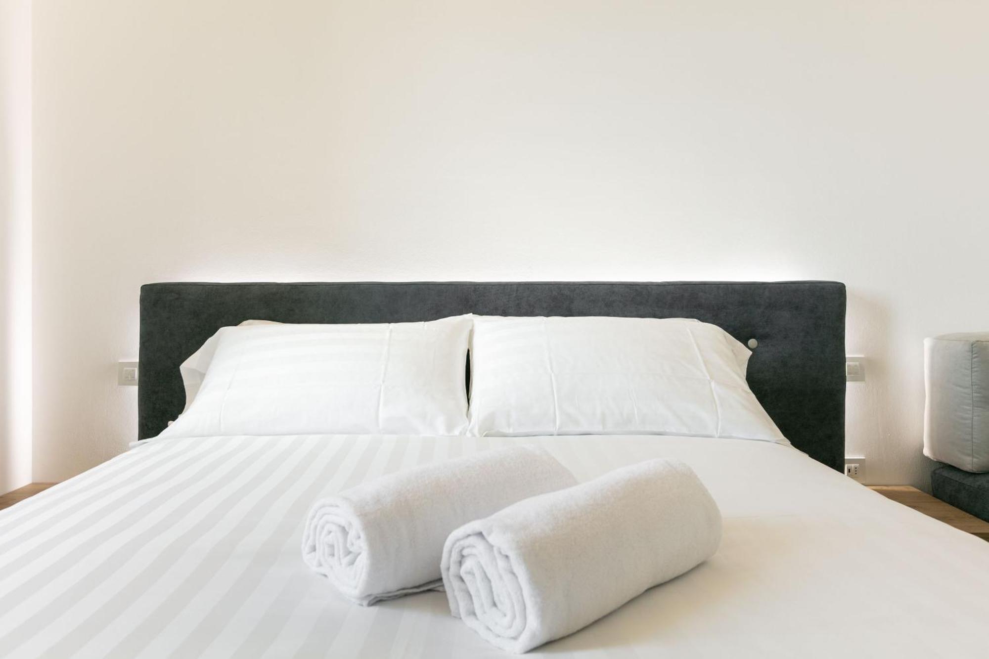 Domus Cavour Rooms&Suites Tirano Zimmer foto