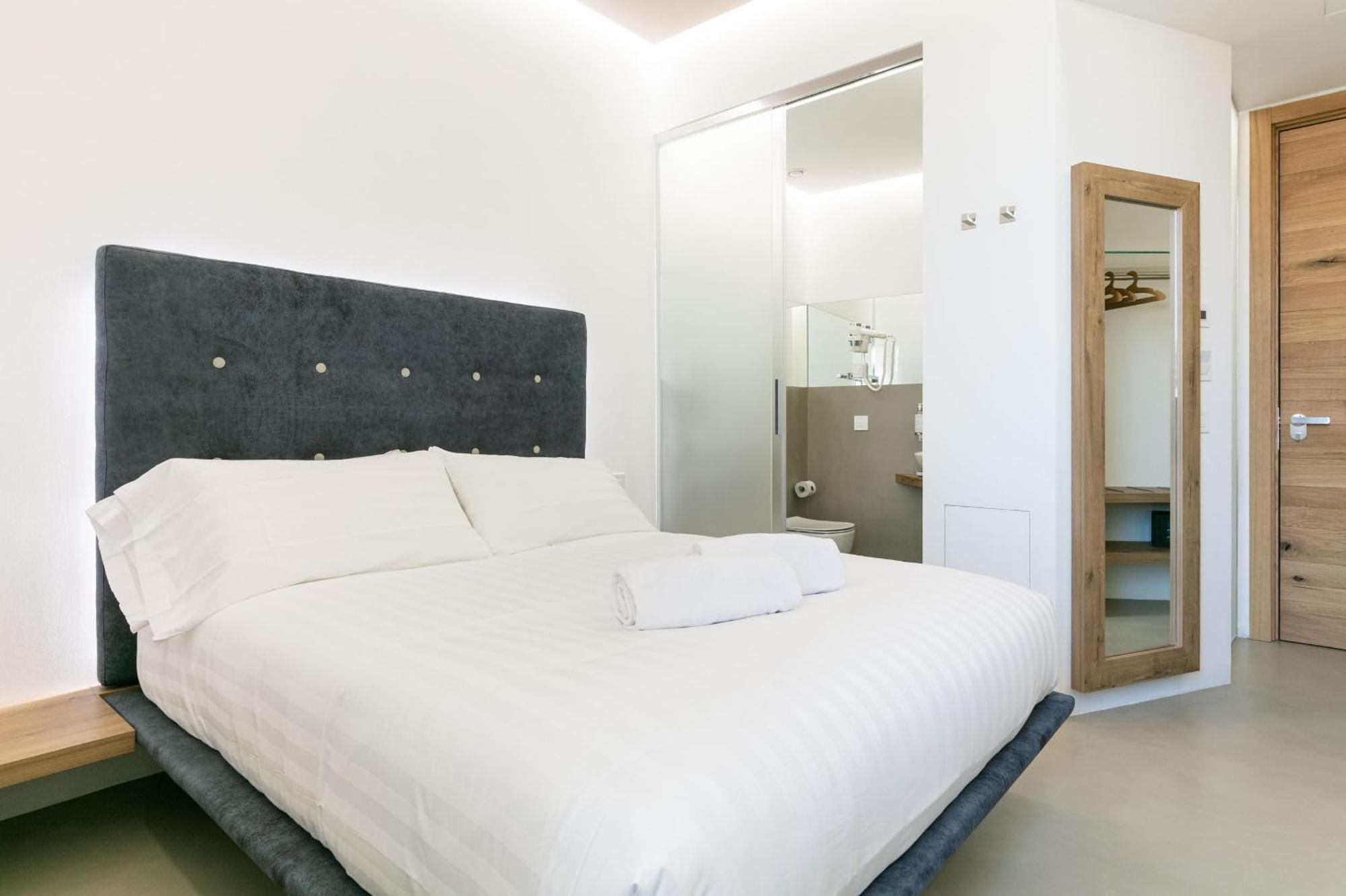Domus Cavour Rooms&Suites Tirano Zimmer foto