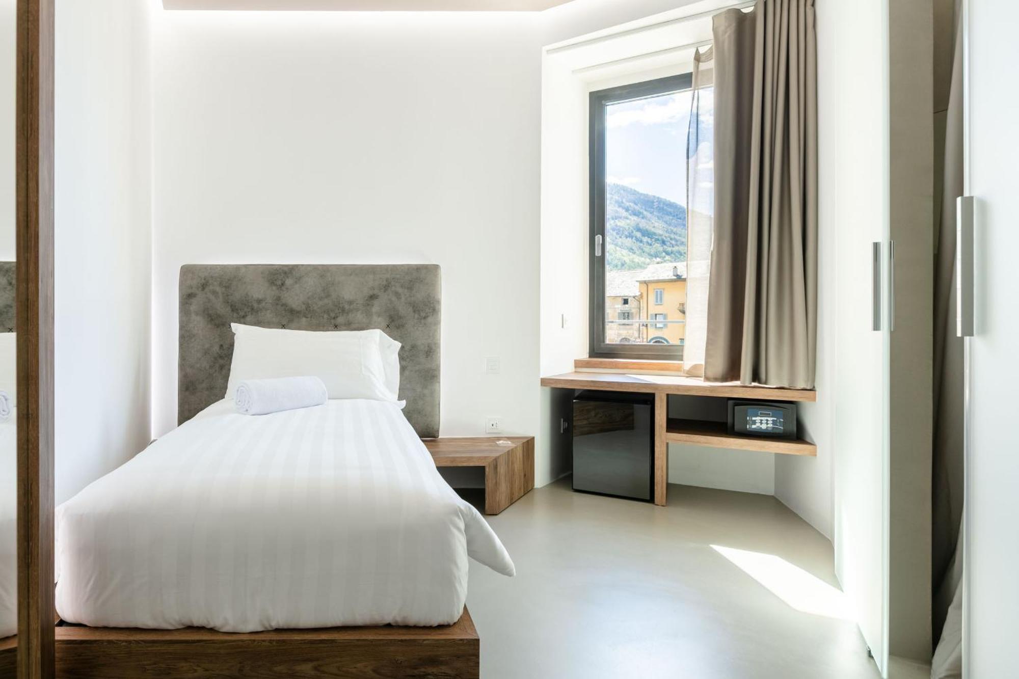 Domus Cavour Rooms&Suites Tirano Zimmer foto
